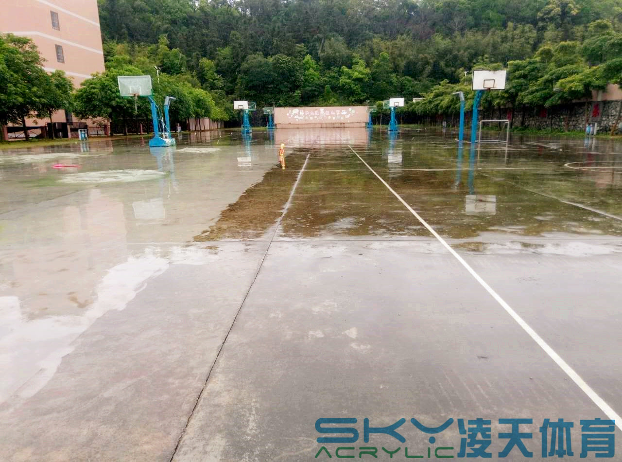 硅PU篮球场案例：广州市增城小楼中学5mm硅PU篮球
